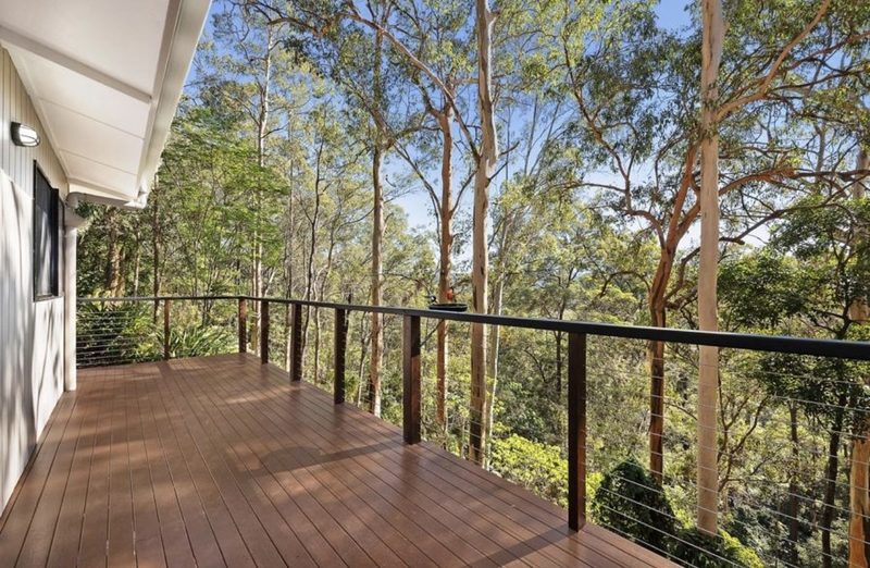 Elevated deck with cable-rail balustrade